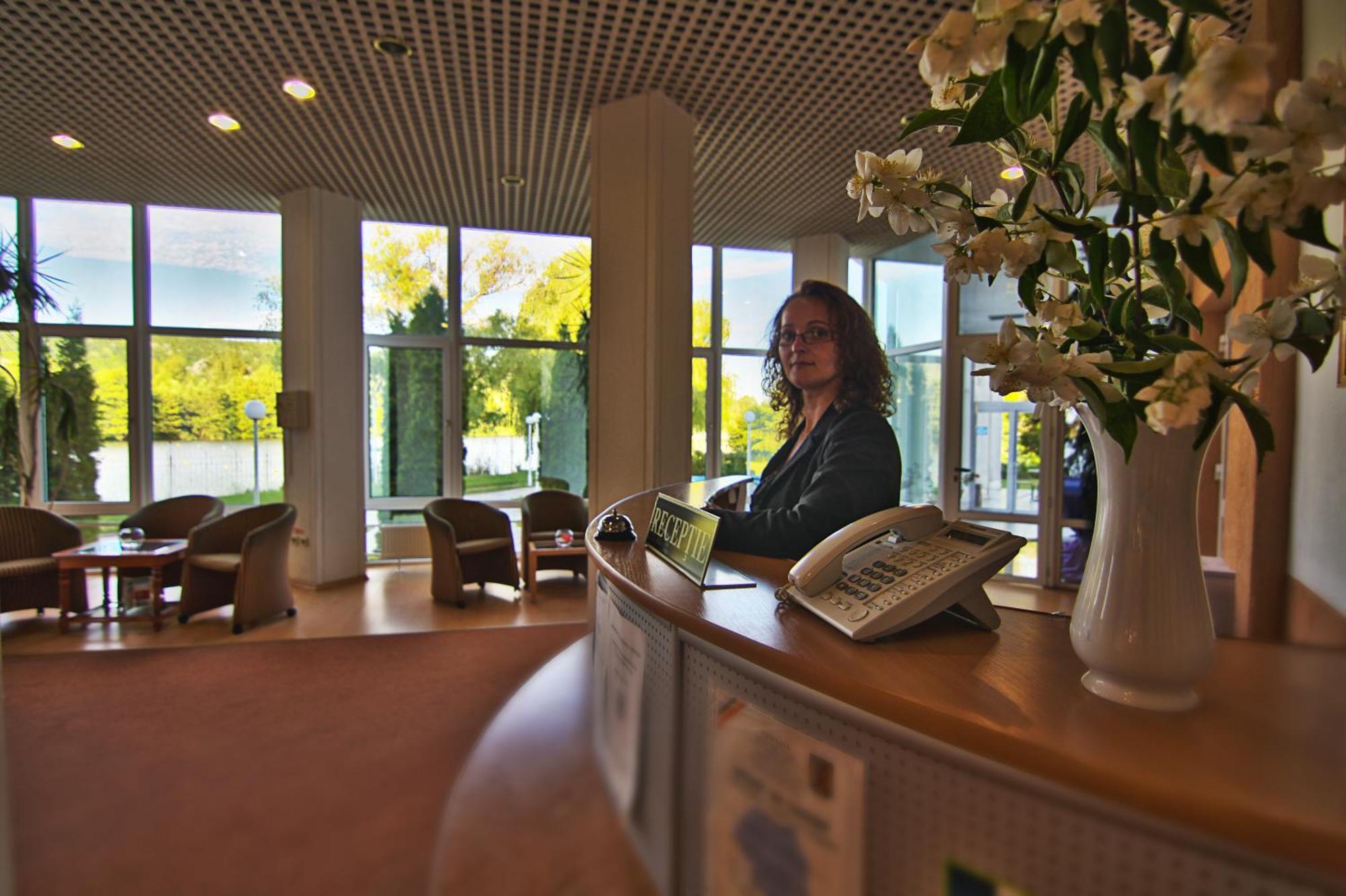 Hotel Star Piteşti Dış mekan fotoğraf