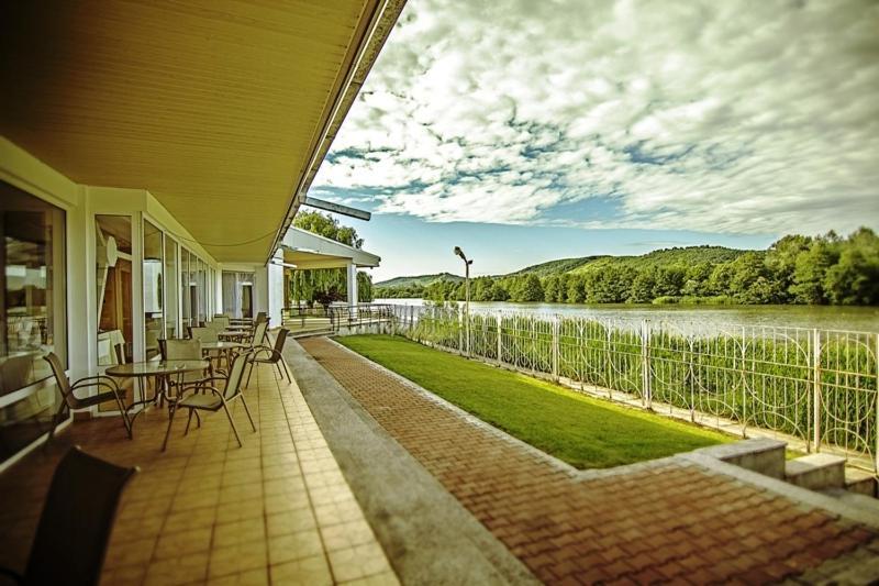 Hotel Star Piteşti Dış mekan fotoğraf