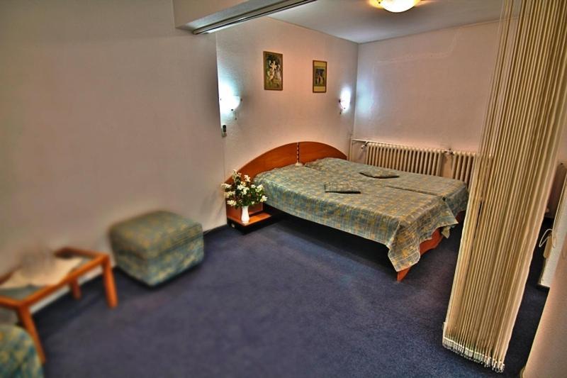 Hotel Star Piteşti Oda fotoğraf